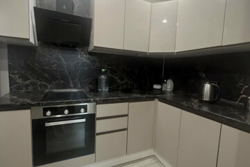 1-к квартира, 30 м², 1/10 эт.